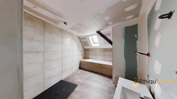 Maison de caractère sur 3ares avec jardin et garage