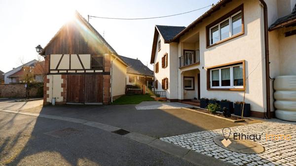 Maison de caractère sur 3ares avec jardin et garage