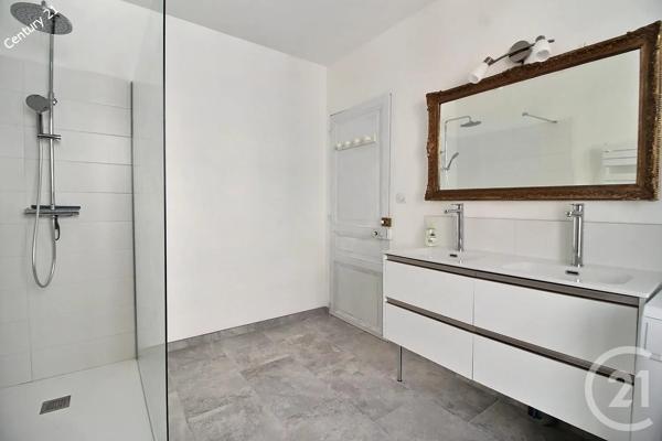 Maison à vendre  6 pièces - 145 m 2   CHATEAU THIERRY  - 02
