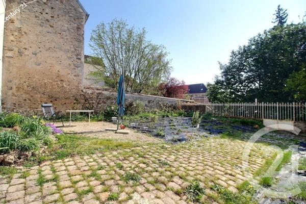 Maison à vendre  6 pièces - 145 m 2   CHATEAU THIERRY  - 02