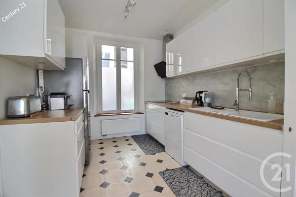 Maison à vendre  6 pièces - 145 m 2   CHATEAU THIERRY  - 02