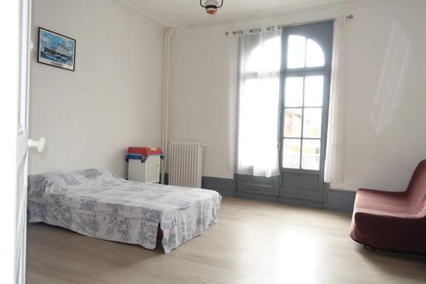 Maison à vendre 14 pièces YVETOT (76)