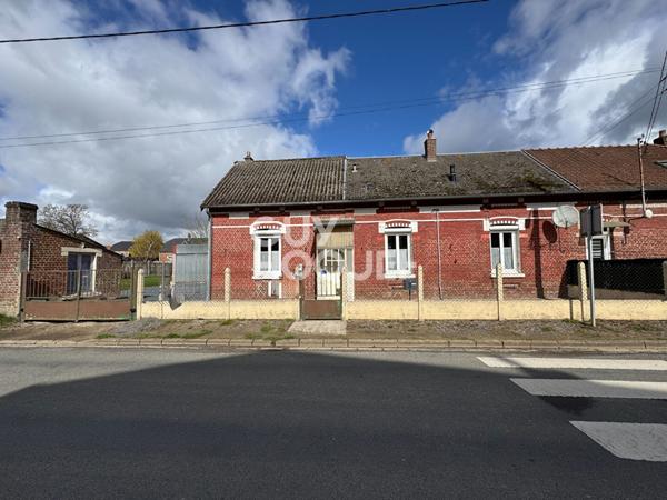 Charmante maison à vendre à COMBLES (80360).