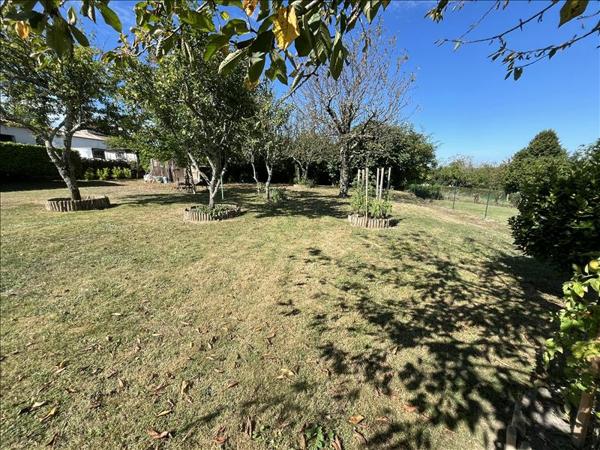 Terrain à vendre |  Champniers |  624 m²