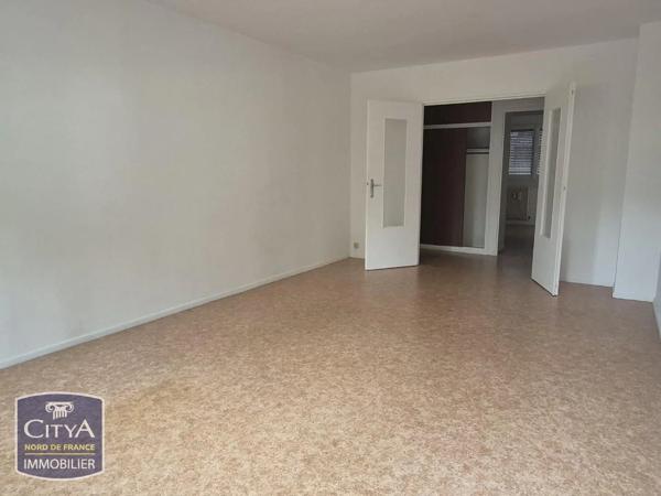 Appartement à louer 2 pièces 55.26m² Maubeuge (59600)