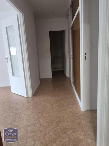 Appartement à louer 2 pièces 55.26m² Maubeuge (59600)
