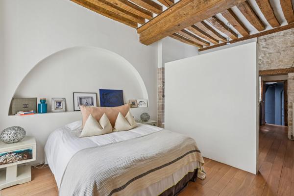Vente Appartement de luxe Paris 3 2 Pièces 67 m²