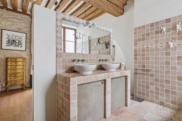 Vente Appartement de luxe Paris 3 2 Pièces 67 m²