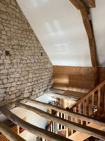 Appartement individuel de charme en pierre 3 pièces - Idéal premier achat ou investissement - Bagneux