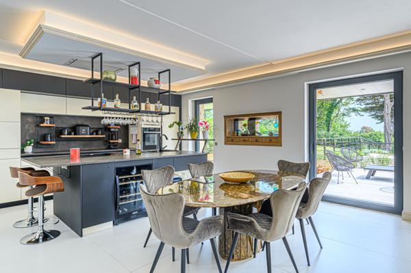 Vente Maison de luxe Guidel 19 Pièces 571 m²