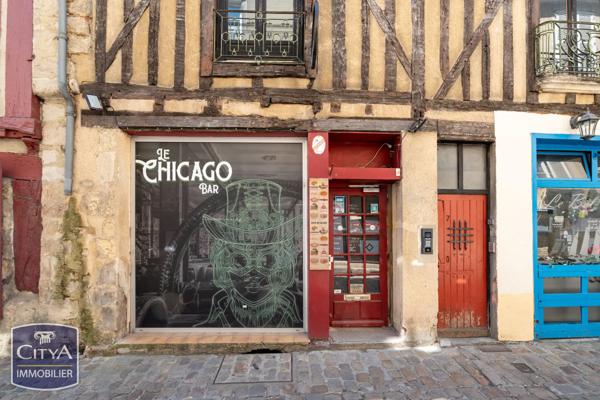 Local commercial à vendre 82.61m²