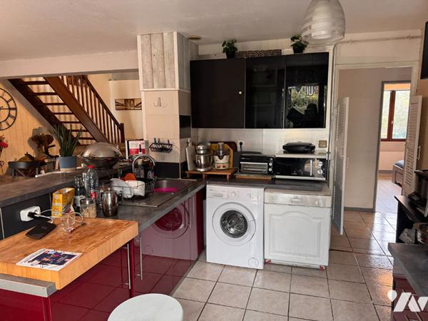 Maison de plain pied avec piscine proche centre ville