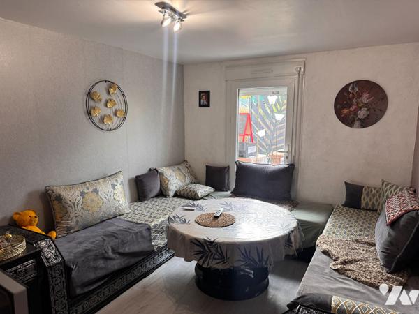 Maison de plain pied avec piscine proche centre ville