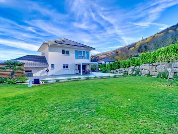 À vendre SPLENDIDE MAISON MODERNE AVEC PISCINE ET PRESTATIONS HAUT DE GAMME – MONNETIER-MORNEX