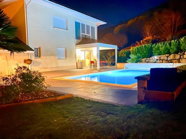 À vendre SPLENDIDE MAISON MODERNE AVEC PISCINE ET PRESTATIONS HAUT DE GAMME – MONNETIER-MORNEX