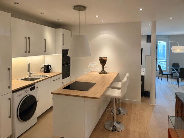 "Paris 6ème Mabillon" Superbe appartement de 3 pièces meublé de 76 m² entièrement rénové ! Loyer 3 800 €/mois charges comprises **  - Référence  28326