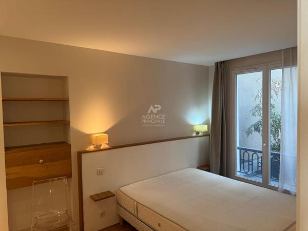 "Paris 6ème Mabillon" Superbe appartement de 3 pièces meublé de 76 m² entièrement rénové ! Loyer 3 800 €/mois charges comprises **  - Référence  28326