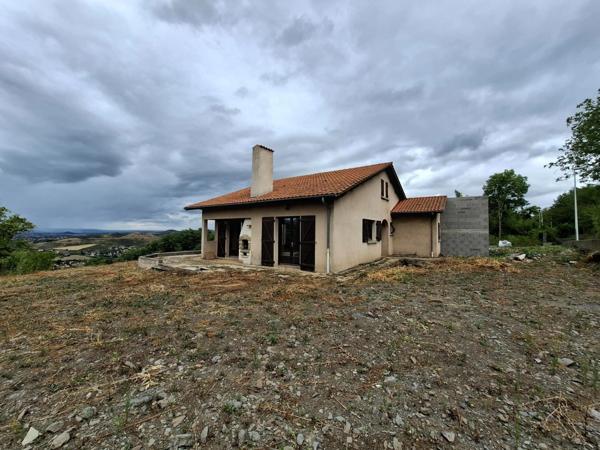 Maison à vendre - 4 pièces - VEYRE MONTON (63) - 295 000 euros