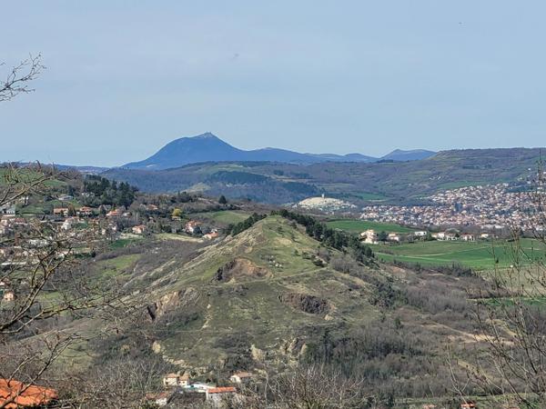 Maison à vendre - 4 pièces - VEYRE MONTON (63) - 295 000 euros