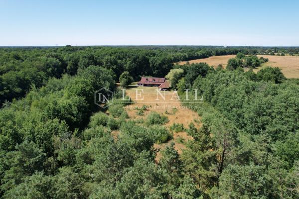 Belle propriété et son parc de 4 hectares aux portes de la forêt d’Orléans