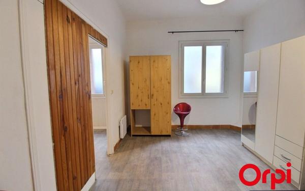 Appartement à vendre    2 pièces • 39,38 m2 Marseille 5