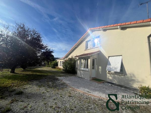 LA BAULE - 2 MAISONS A RENOVER AVEC GRAND JARDIN