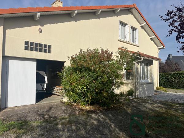 LA BAULE - 2 MAISONS A RENOVER AVEC GRAND JARDIN