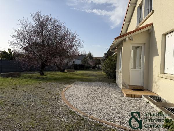 LA BAULE - 2 MAISONS A RENOVER AVEC GRAND JARDIN