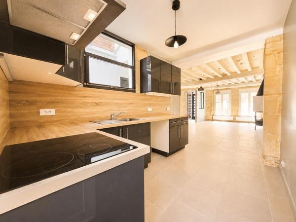 Caen Hastings - Maison 4 chambres avec cour et jardin