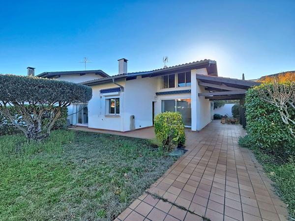 Maison 5 pièces de 137m² sur un terrain de 368m² à vendre en exclusivité au centre-ville de Ramonville Saint-Agne