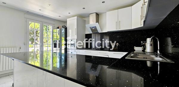 Maison 6 pièces - 156 m²