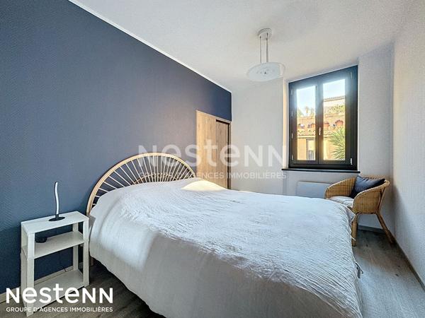 Charmant appartement meublé 3 pièces 58 m² entièrement rénové avec cellier & place de parking dans garage privé