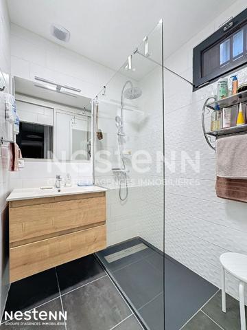 Charmant appartement meublé 3 pièces 58 m² entièrement rénové avec cellier & place de parking dans garage privé