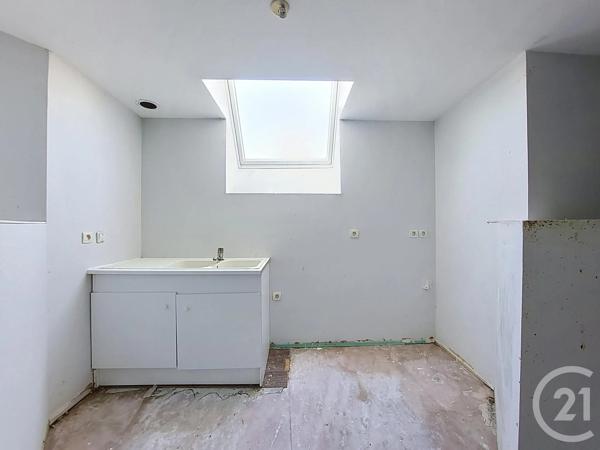Appartement F4 à vendre  3 pièces - 50 m 2   MIRECOURT  - 88