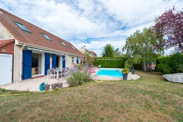 Grande maison familiale avec piscine au calme !