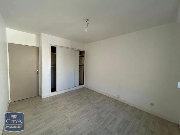 Appartement à louer 3 pièces 82.4m² Sedan (08200)