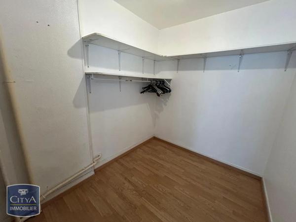 Appartement à louer 3 pièces 82.4m² Sedan (08200)