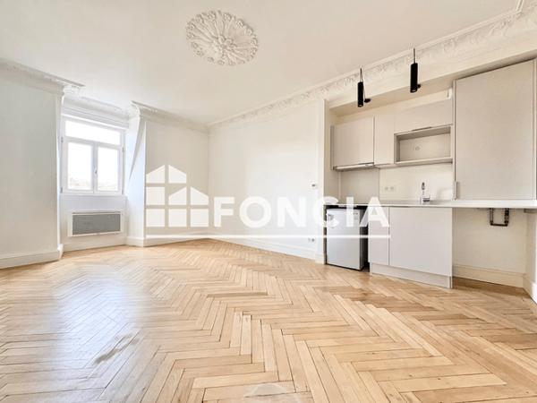 Location Studio 28.65 m² - 21 BOULEVARD PAIXHANS Metz 57000