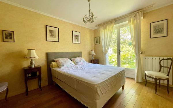 Maison à vendre    6 pièces •  Saint-Clément-de-Rivière