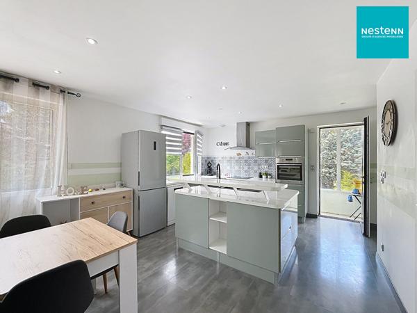 Maison Saint Romain Le Puy 5 pièce(s) 82.50 m2- terrain -dépendance