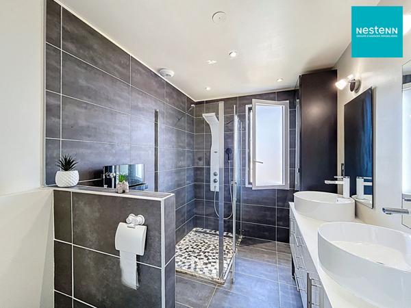 Maison Saint Romain Le Puy 5 pièce(s) 82.50 m2- terrain -dépendance