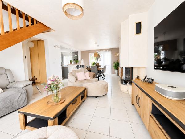 44117 SAINT ANDRE DES EAUX - MAISON T6 PROCHE COMMERCES ET ECOLE