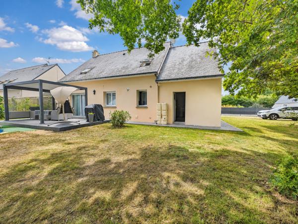 44117 SAINT ANDRE DES EAUX - MAISON T6 PROCHE COMMERCES ET ECOLE