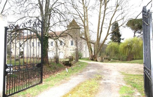 Vente Domaine Château Lauzerte   