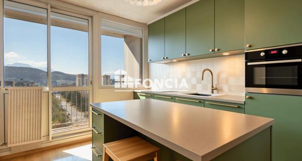 À vendre Appartement 5 pièces 90 m² - ÉChirolles 38130