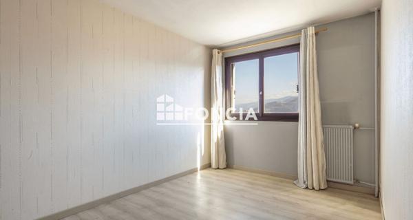 À vendre Appartement 5 pièces 90 m² - ÉChirolles 38130