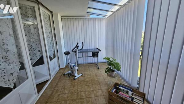 A Vendre à CIVRAY(86400), Un pavillon sur sous-sol, de 122m², au sein d'un terrain de 1370m² 