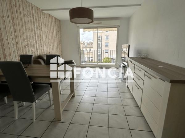 Location Appartement meublé 3 pièces 61.67 m² - 103 TER RUE BELLEVILLE Bordeaux 33000