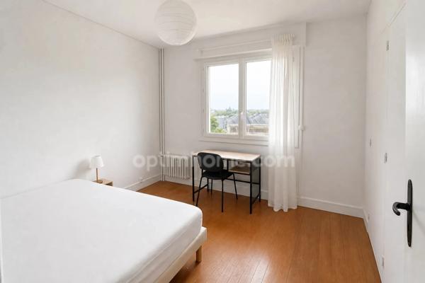 CAEN – APPARTEMENT 4 PIECES DE 72 M² AVEC 3 CHAMBRES ET BALCON : EXCELLENTES PRESTATIONS !