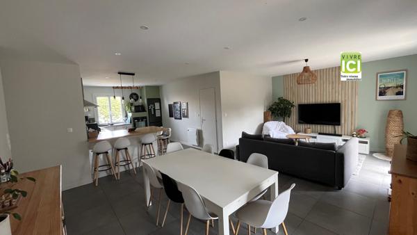 MAISON PLAIN PIED CENTRE LA CHAPELLE BASSE MER 3 CHAMBRES ET 1 BUREAU